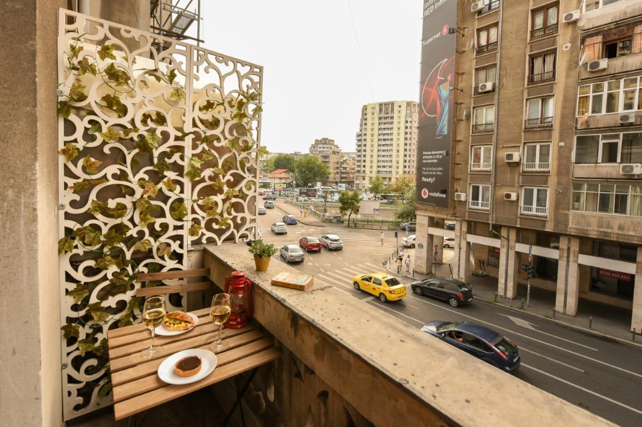 Love.Travel.Explore ♥️Apt W/ Balcony In Old Town Apartment Bucharest Luaran gambar